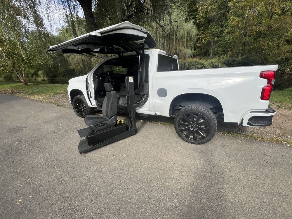 2021 Chevrolet Silverado RST - 6509